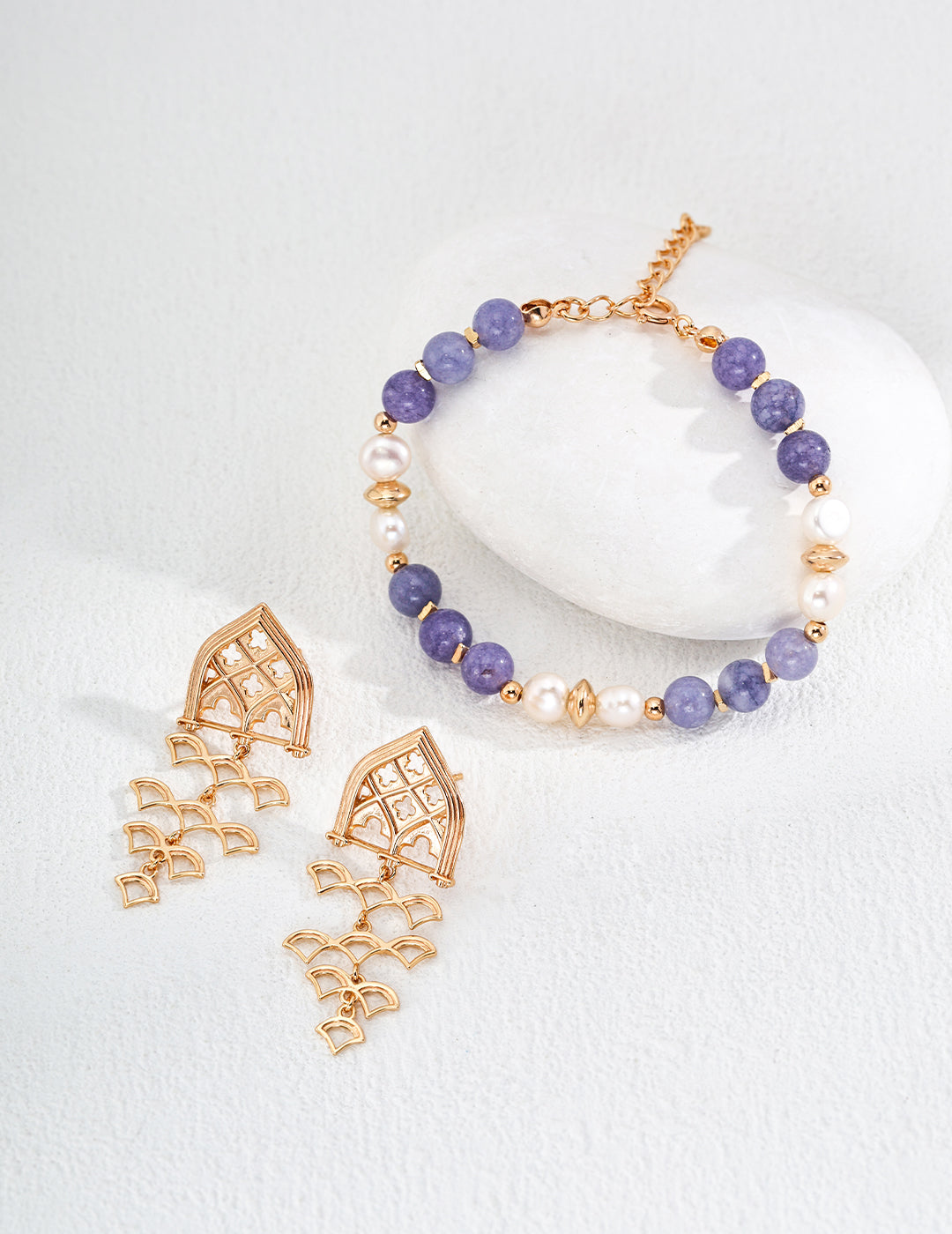 Purple Gemstone & Freshwater Pearl Bracelet